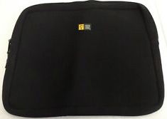 [ image 3G ] MacBook Pro: Case Logic laptop sleeve